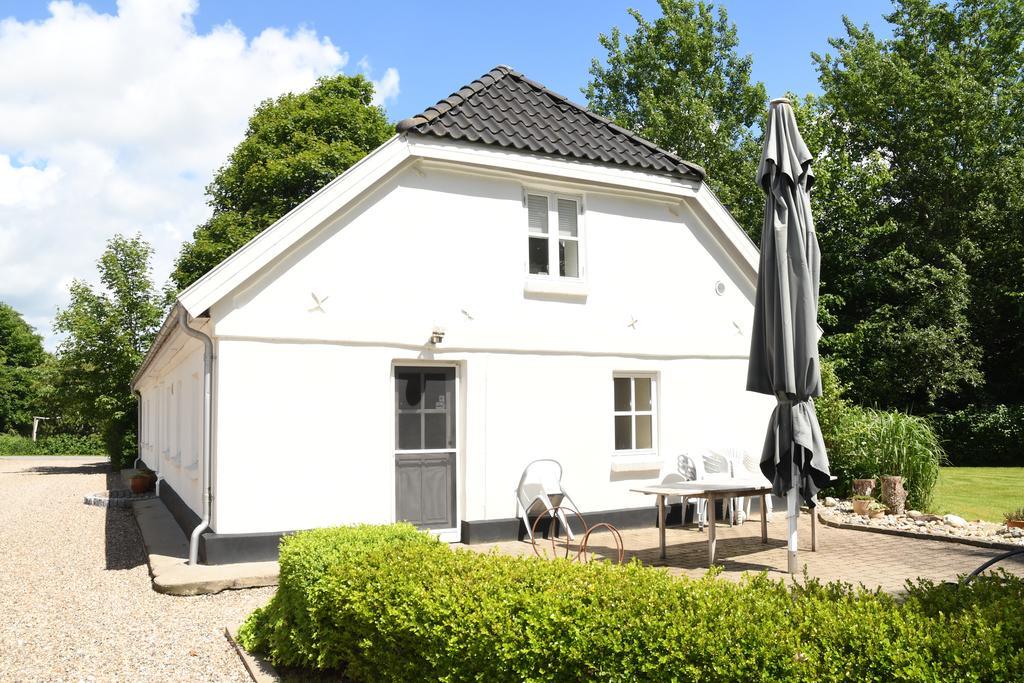 Wonderful Farmhouse Vorbasse Exterior photo